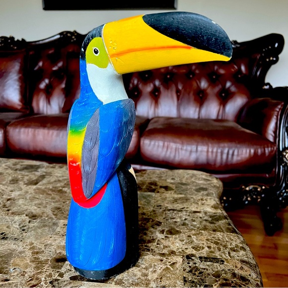 Hand Painted Carved Wooden Toucan Tropical Bird Parrot - Picture 1 of 5